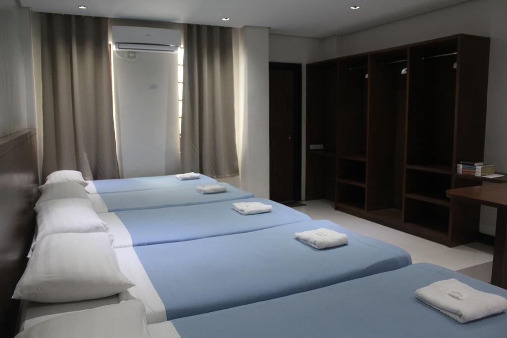 West Makati Hotel Makati City Ruang foto