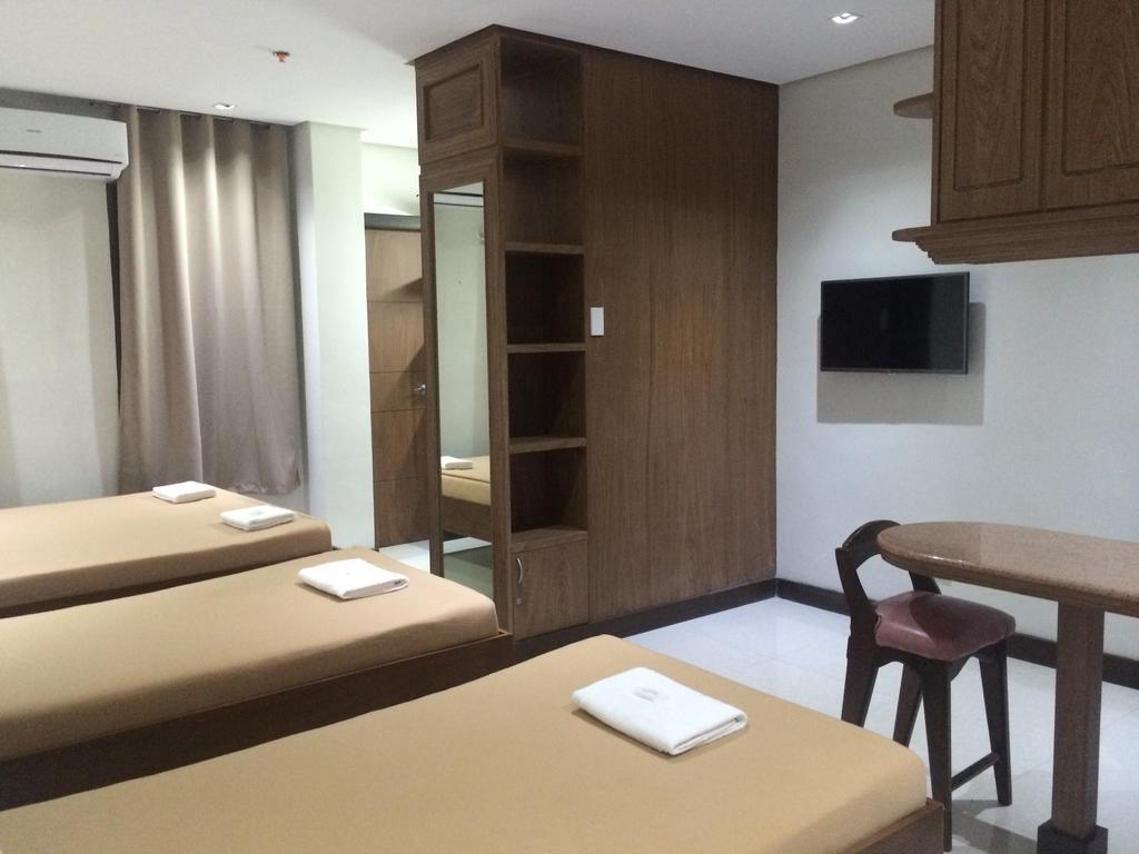 West Makati Hotel Makati City Ruang foto